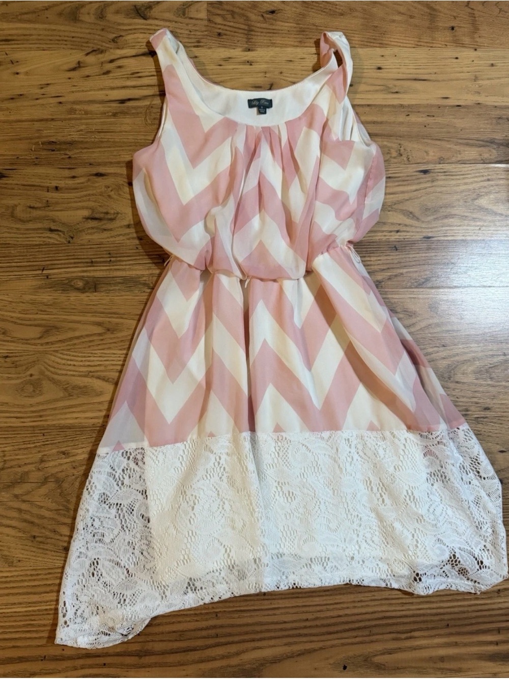 Lily Rose Pink White Chevron Chiffon High-Low Lace Trim Dress Size Small
